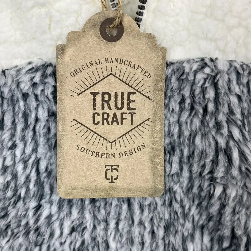 True Craft Womens Sherpa Pullover Sweater Size 1X‎ Black Gray Warm & Comfy